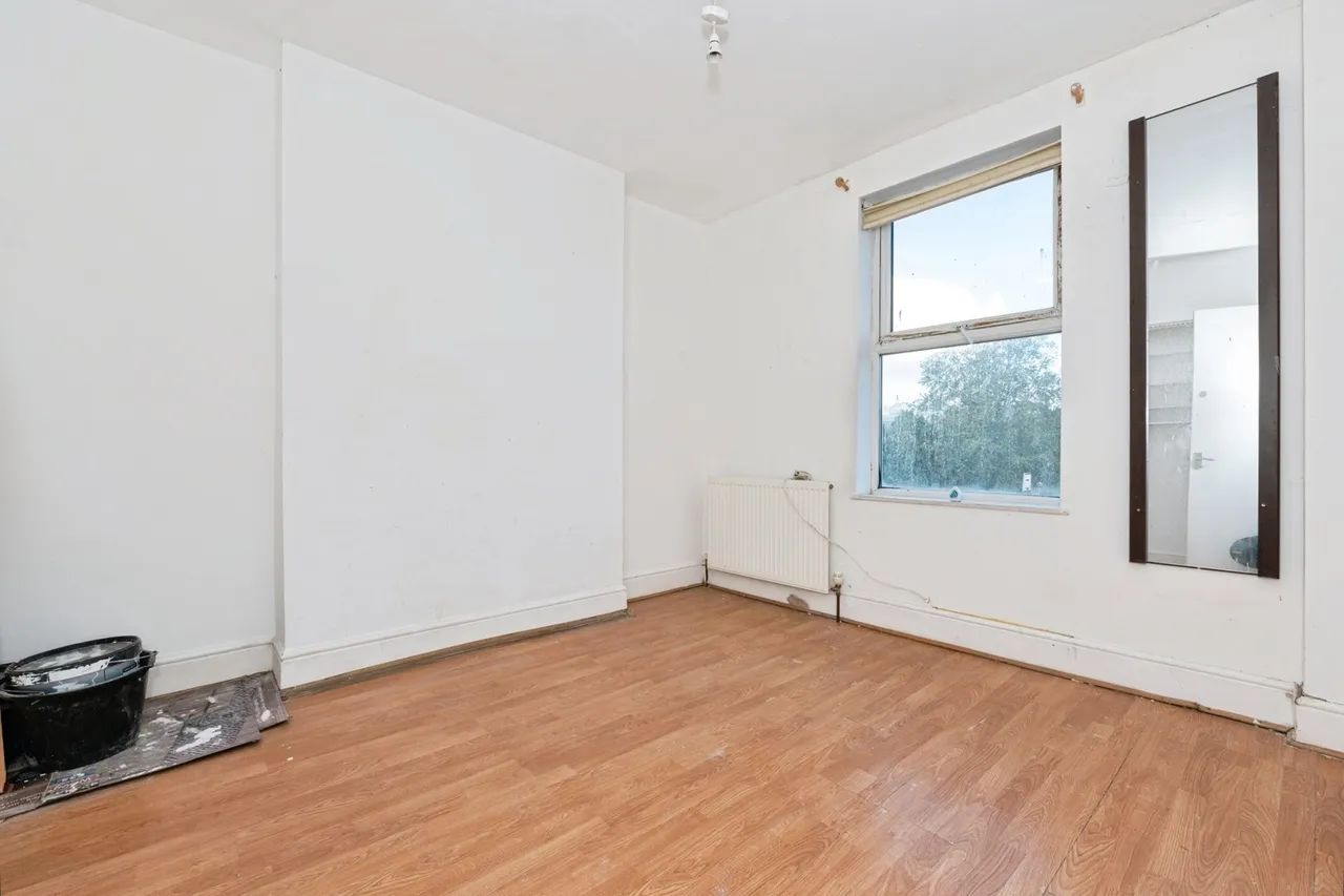 Wellington Street, Gravesend, DA12, photo 8
