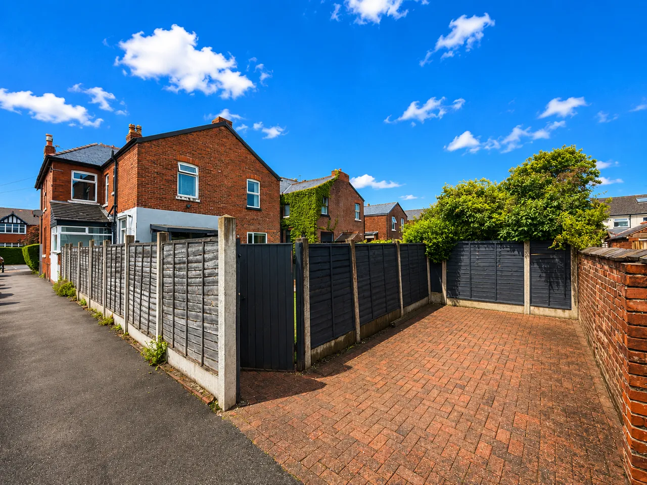 Dialstone Lane, Offerton, SK2, photo 40
