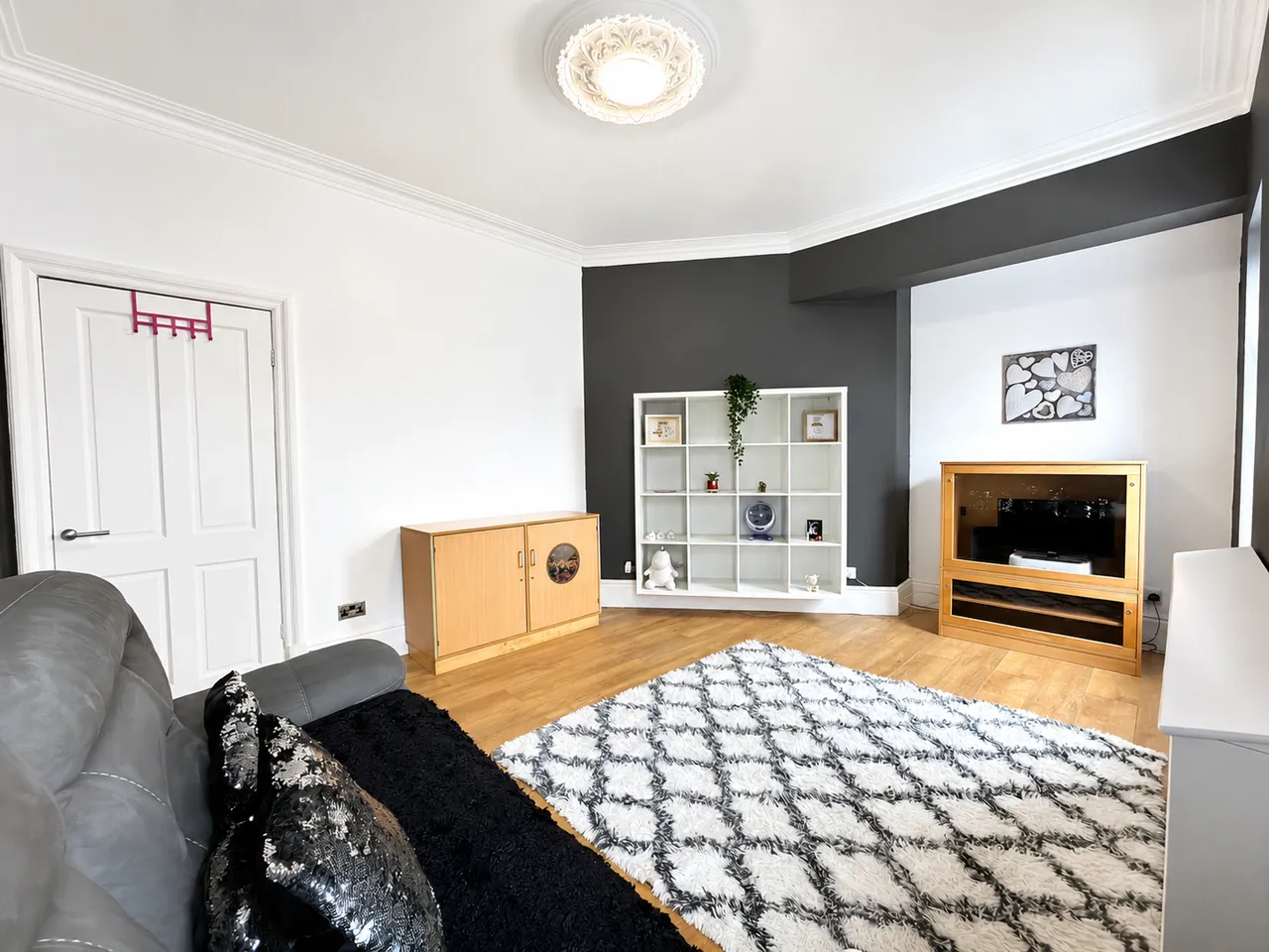 Dialstone Lane, Offerton, SK2, photo 9