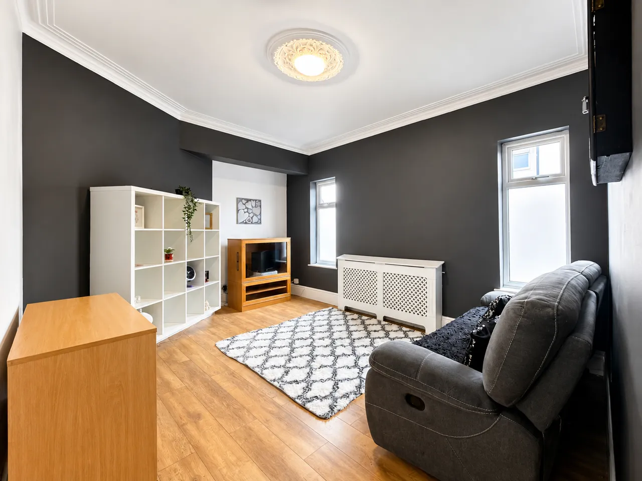Dialstone Lane, Offerton, SK2, photo 11