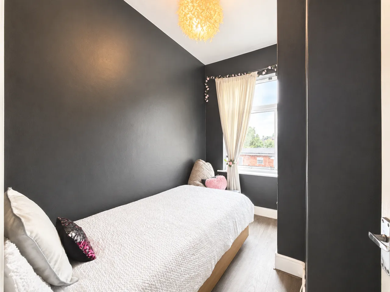 Dialstone Lane, Offerton, SK2, photo 32