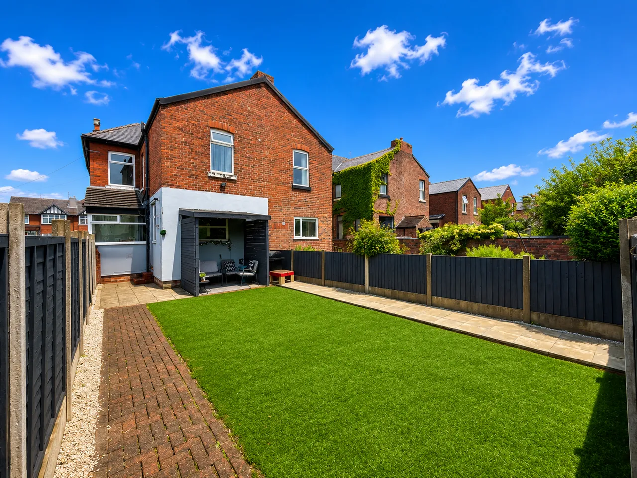 Dialstone Lane, Offerton, SK2, photo 2