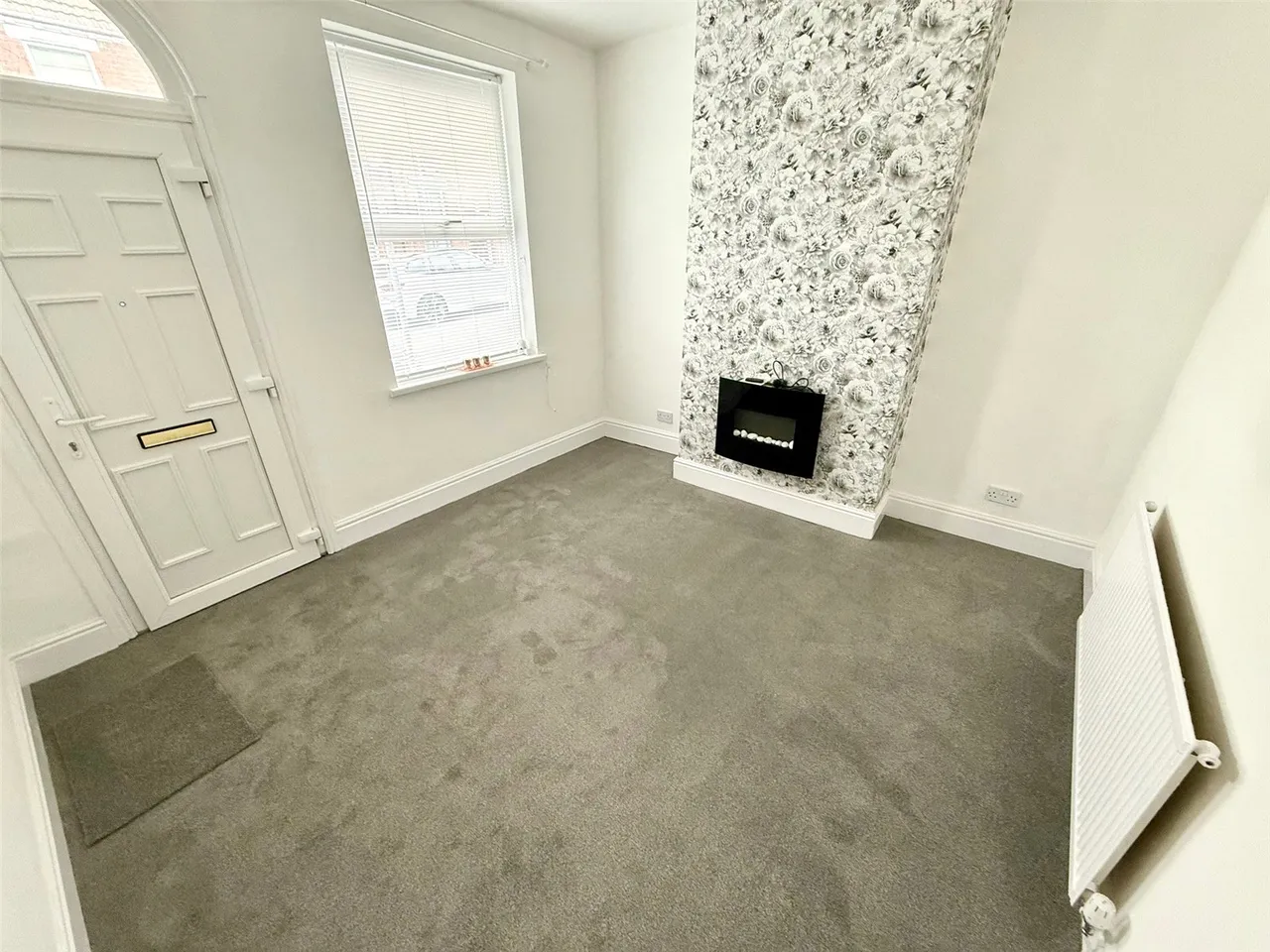 Leswell Lane, Kidderminster, Worcestershire, DY10 1RN, photo 2