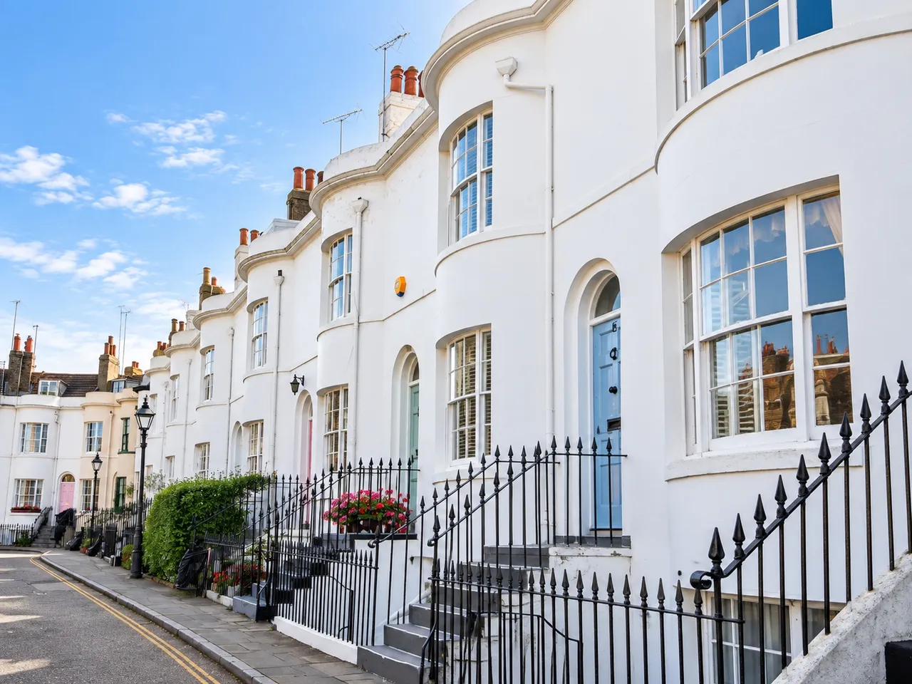 3 bed house for sale, Guildford Lawn, Ramsgate, CT11