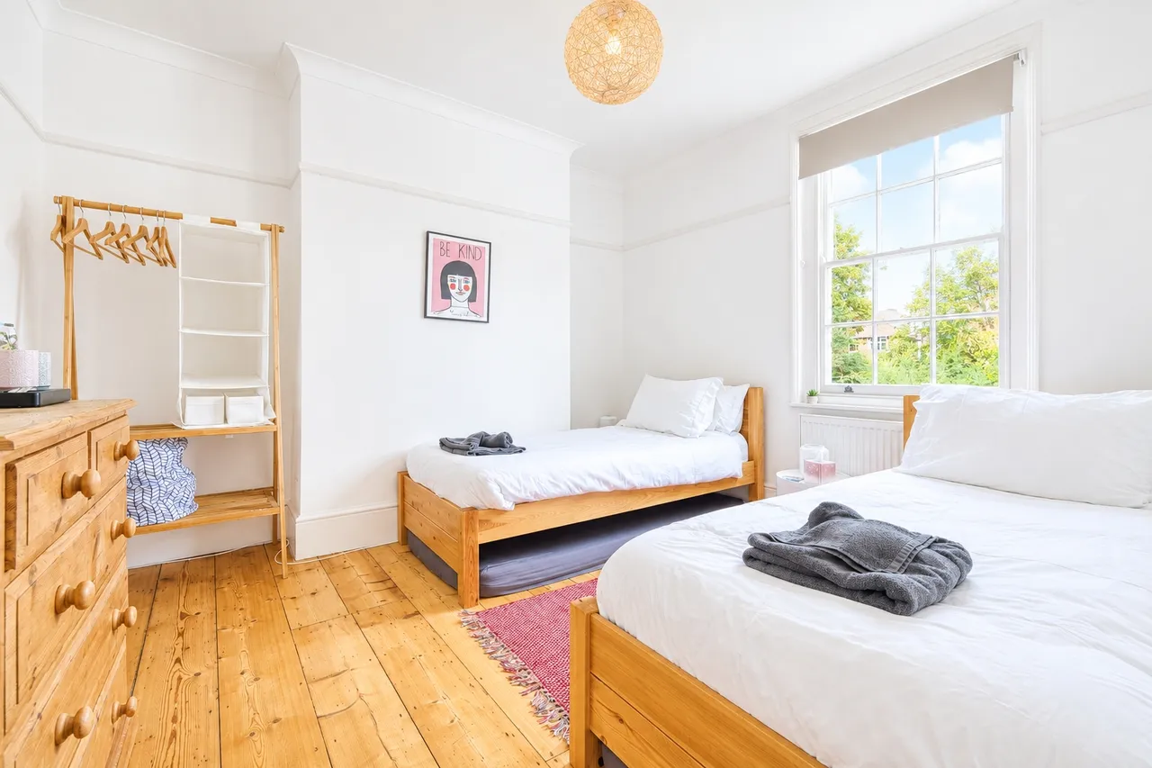 Guildford Lawn, Ramsgate, CT11, photo 22
