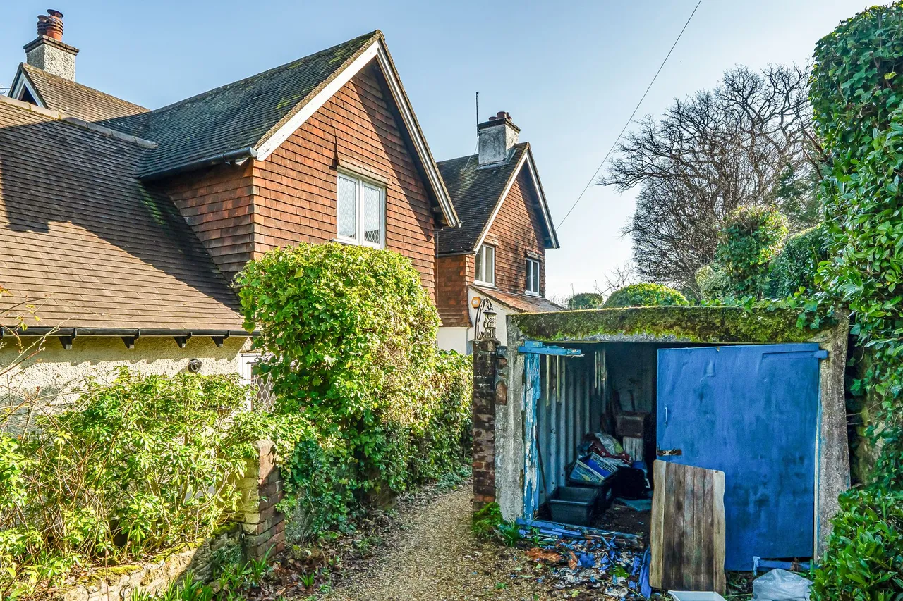 Old Haslemere Road, Haslemere, GU27, photo 17
