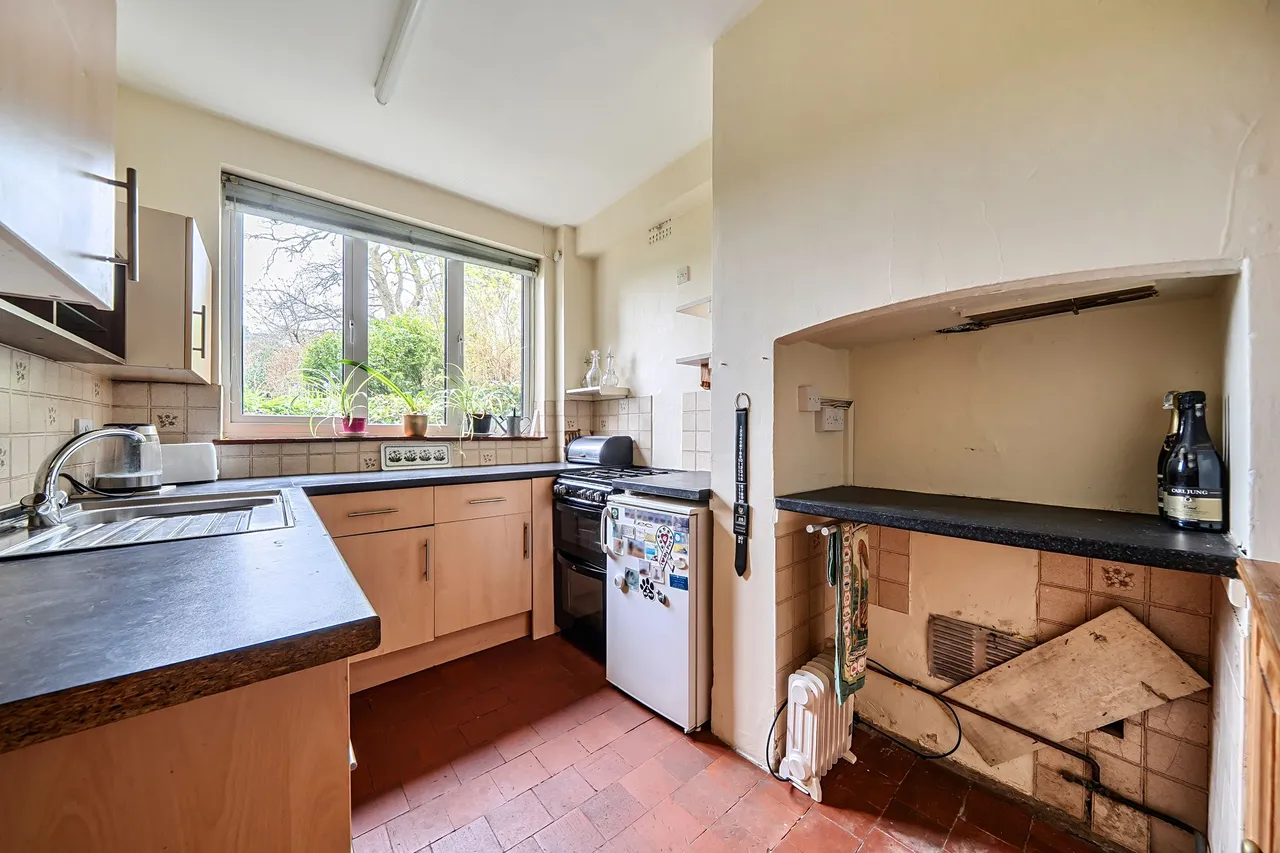 Old Haslemere Road, Haslemere, GU27, photo 6