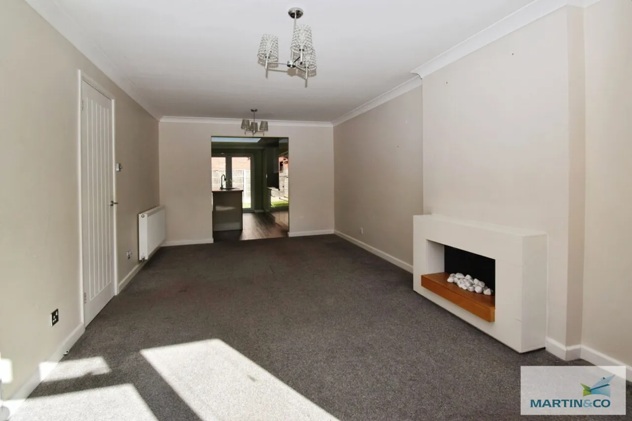 Bittern Road, St Peters, WR5, photo 11