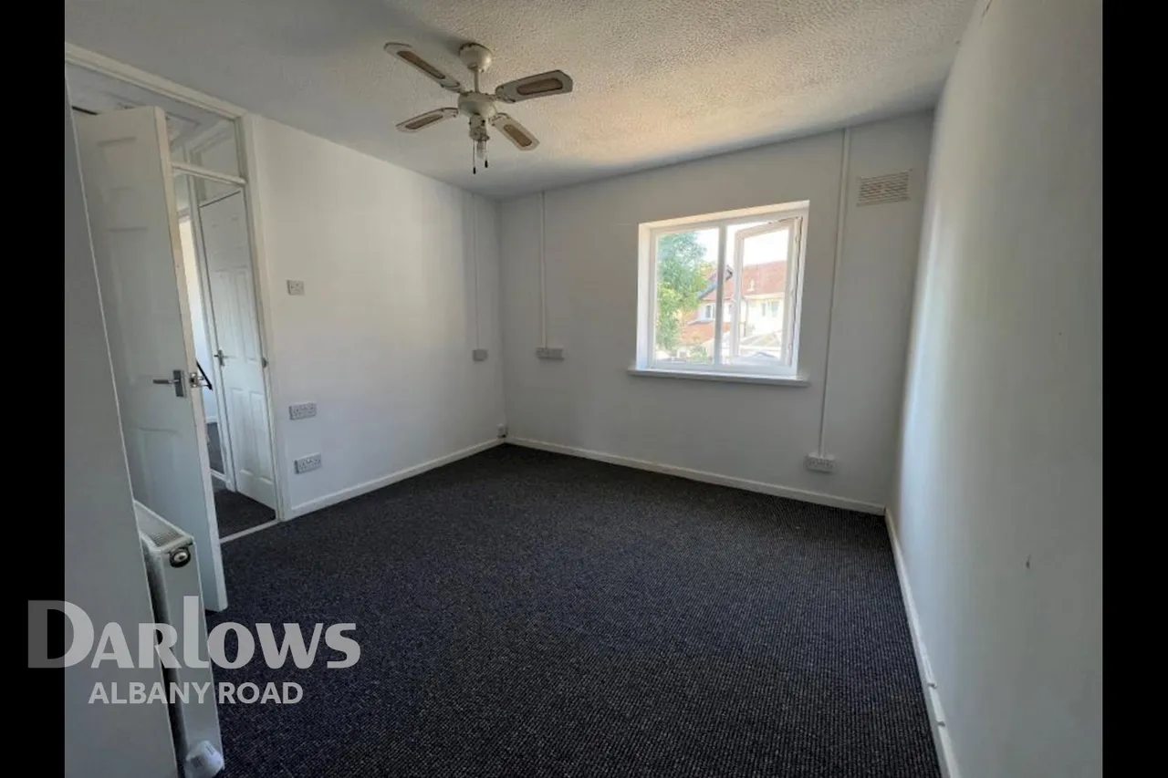 Whiteacre Close, CF14, photo 11