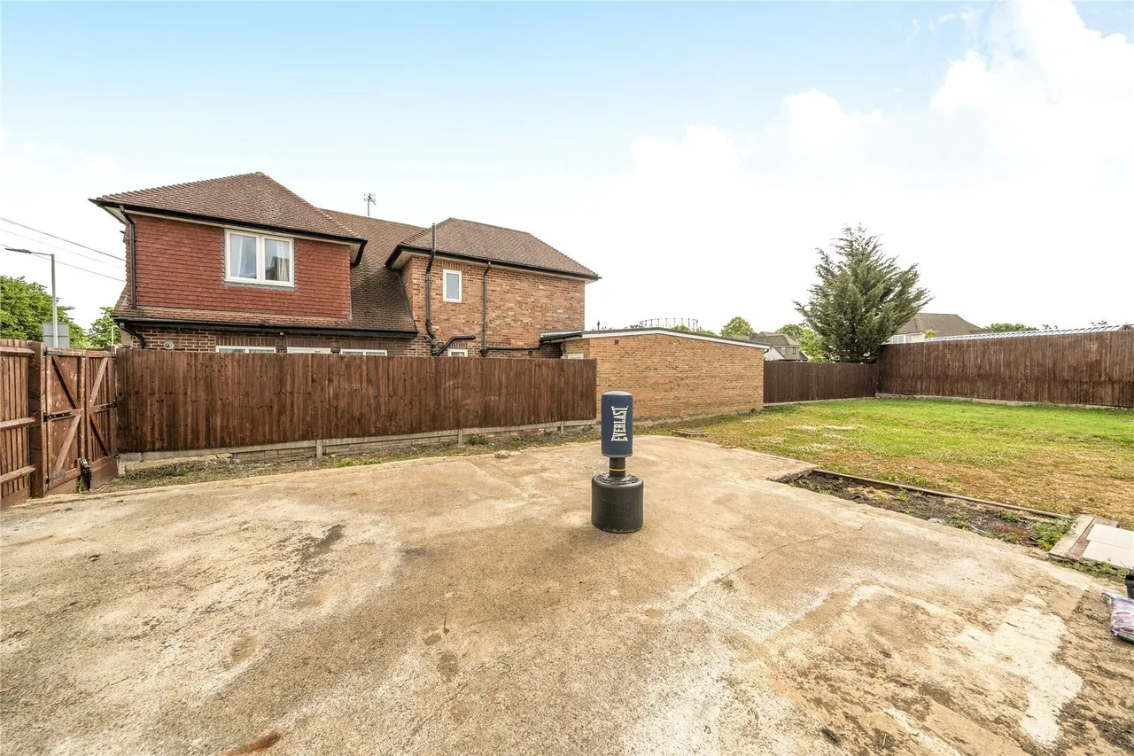 Motspur Park, New Malden, KT3, photo 3