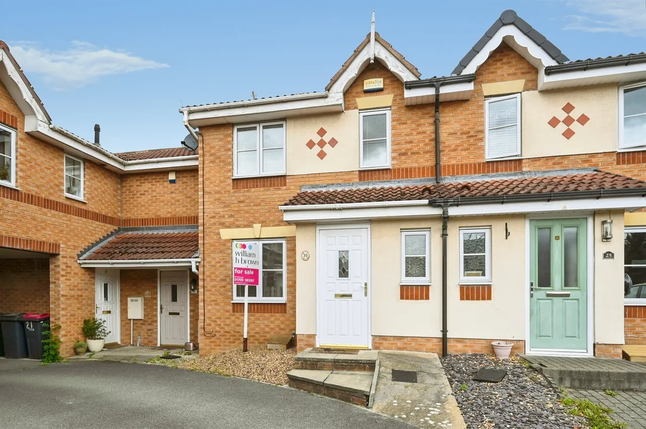 3 bed house for sale — Collier Court, Brampton Bierlow, Rotherham