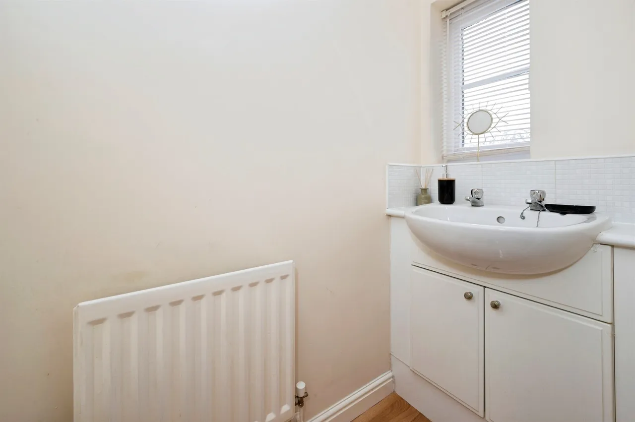 Collier Court, Brampton Bierlow, Rotherham, photo 5