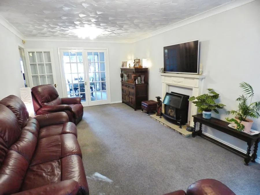 Coltsfoot Close, Hedge End, SO30, photo 20
