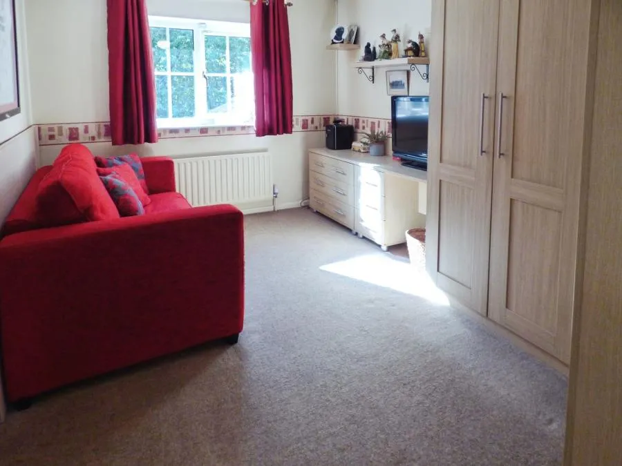 Coltsfoot Close, Hedge End, SO30, photo 7
