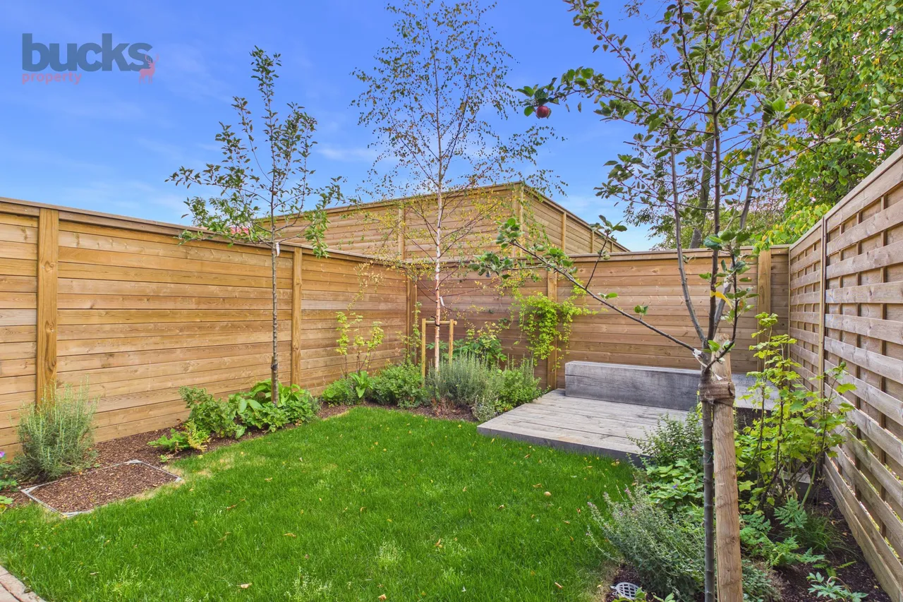Carpenters Yard, High Road, CM16, photo 21