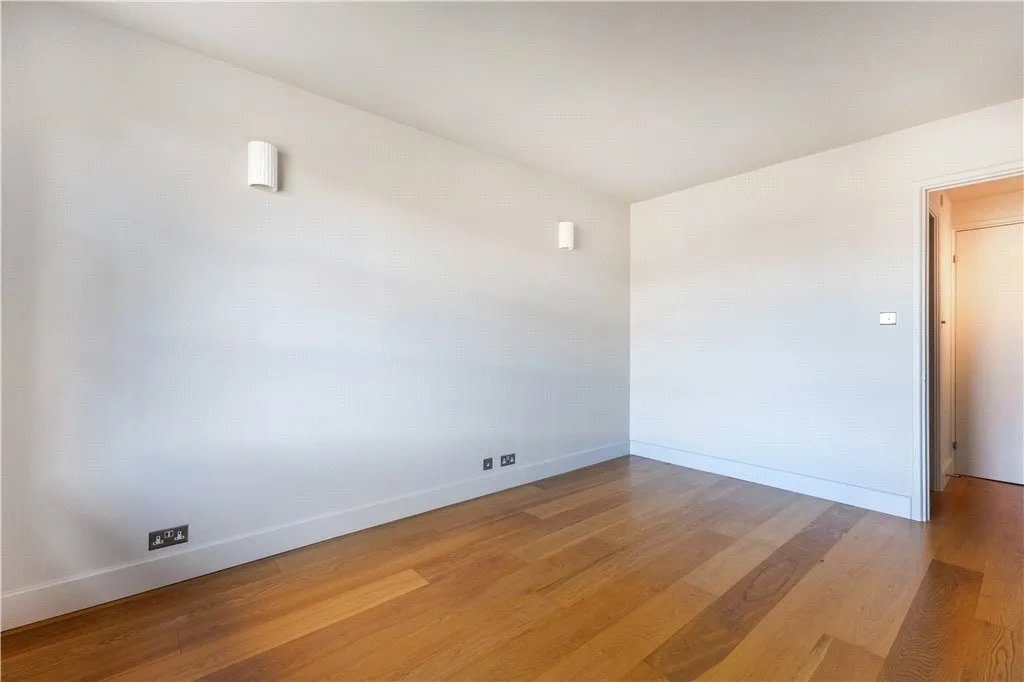 Queen Elizabeth Street, London, SE1, photo 13