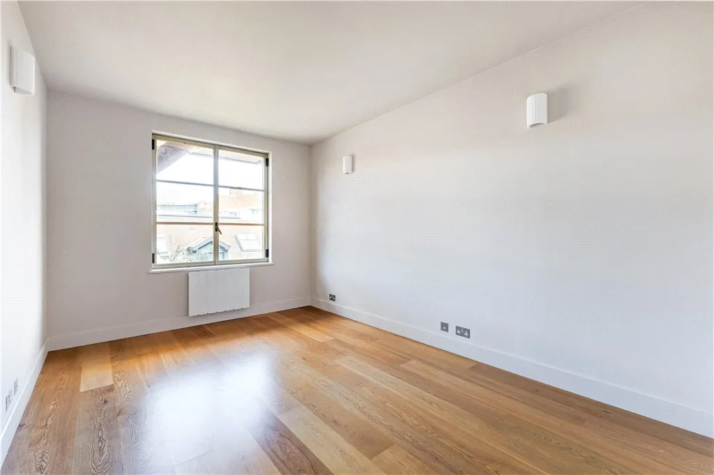 Queen Elizabeth Street, London, SE1, photo 12