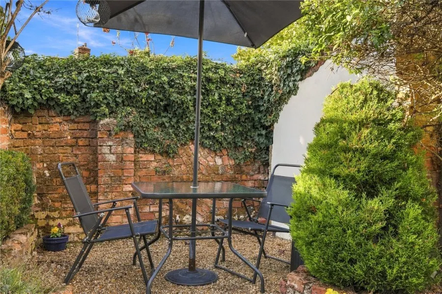 with 2 bedrooms in Saffron Walden, CB11, photo 13