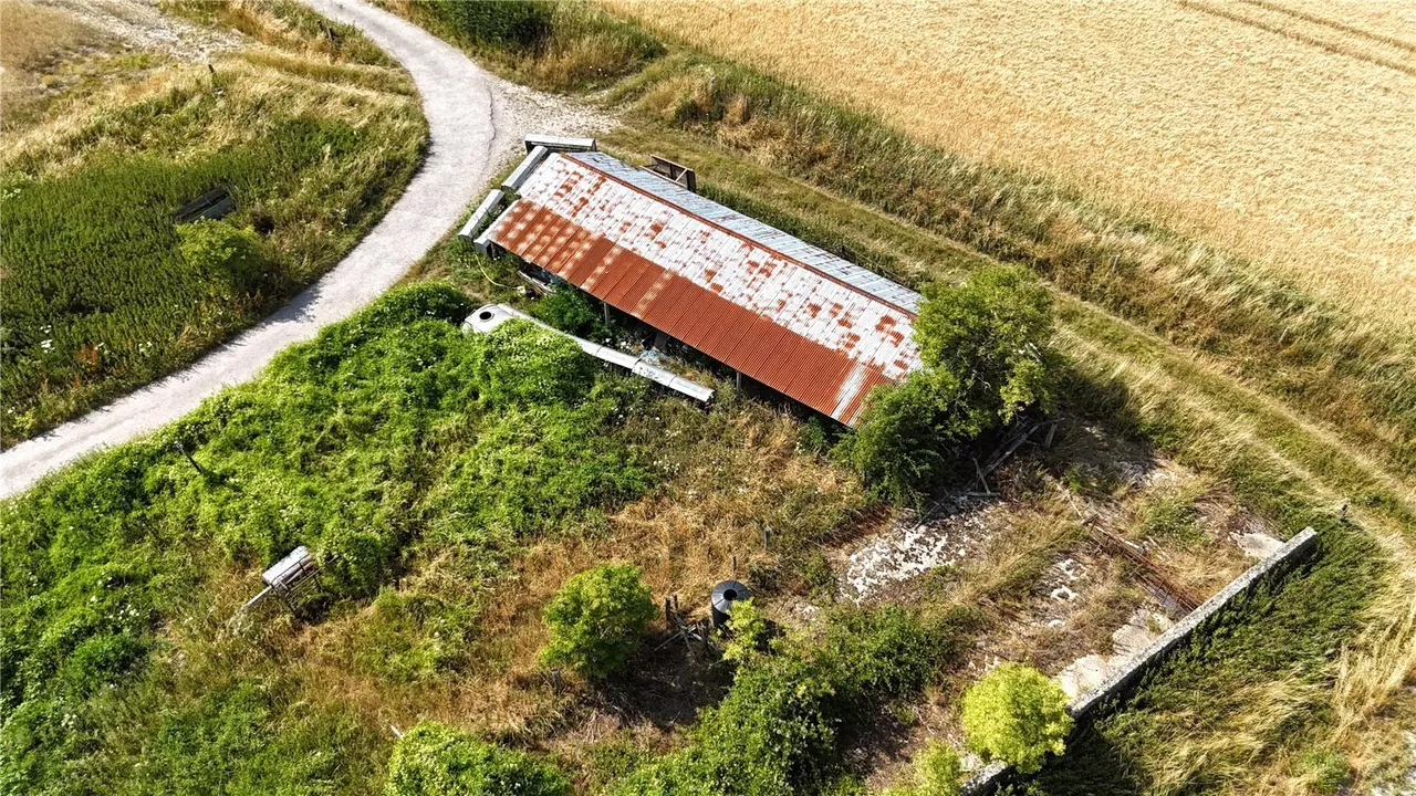 Lot 1 Land At West End Farm, West End, Ebbesbourne Wake, Wiltshire, SP5 5JX, photo 8