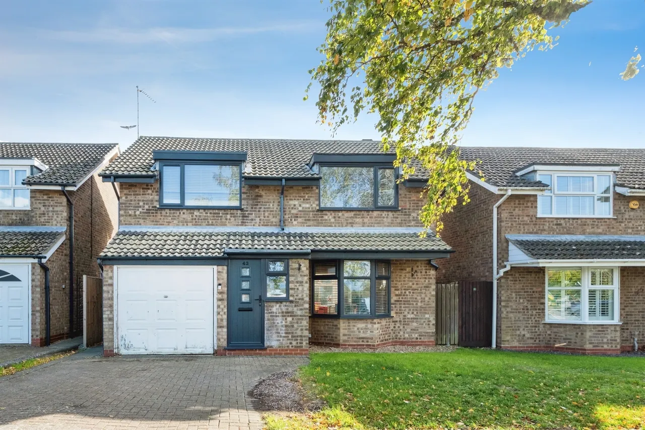 Pavillons Way, Brackley, NN13, photo 16