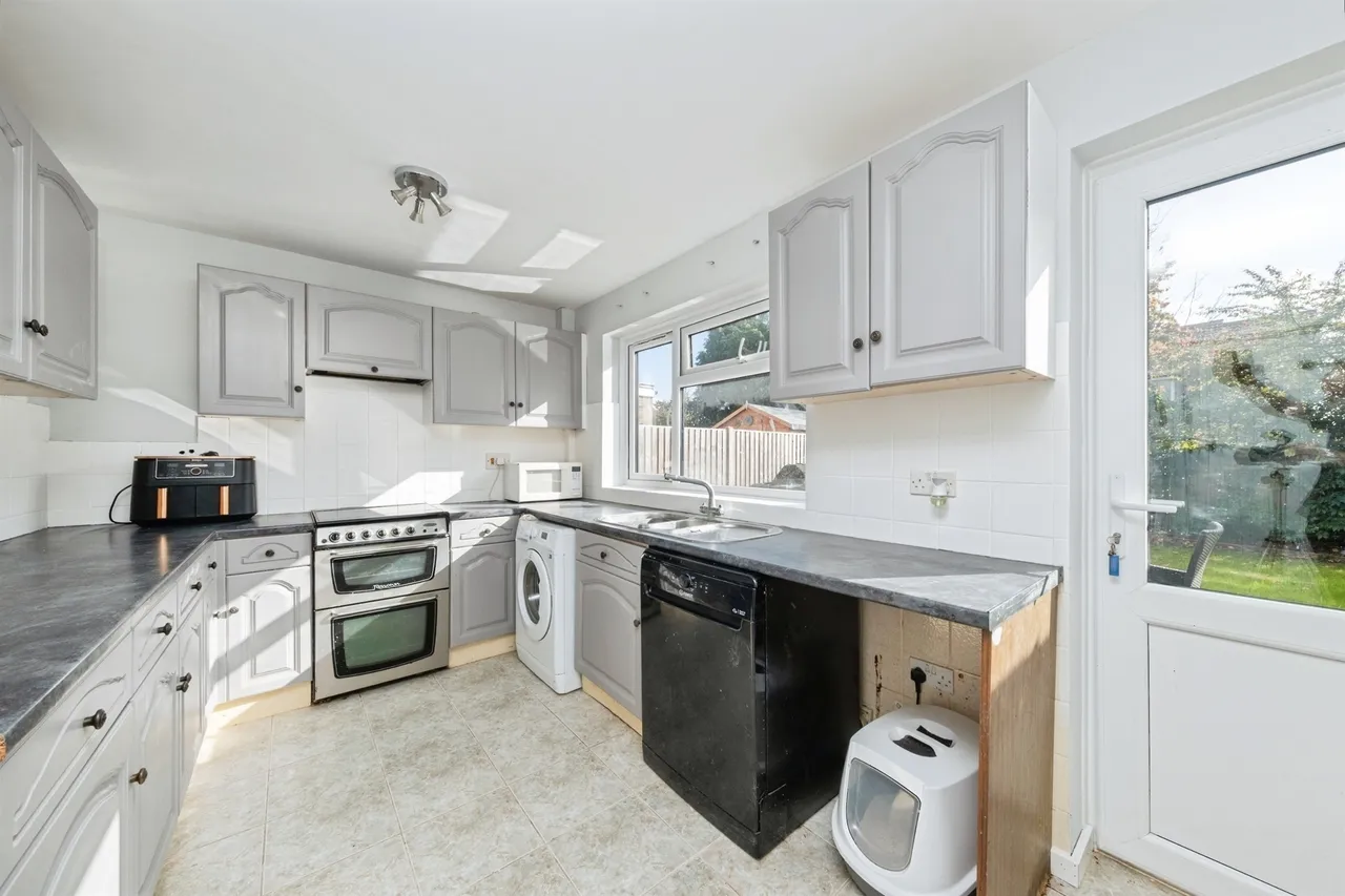 Pavillons Way, Brackley, NN13, photo 5