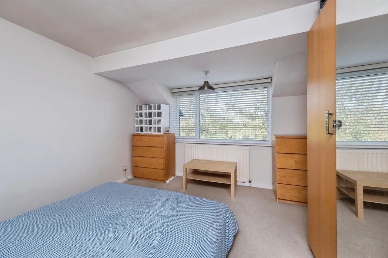 Pavillons Way, Brackley, NN13, photo 8