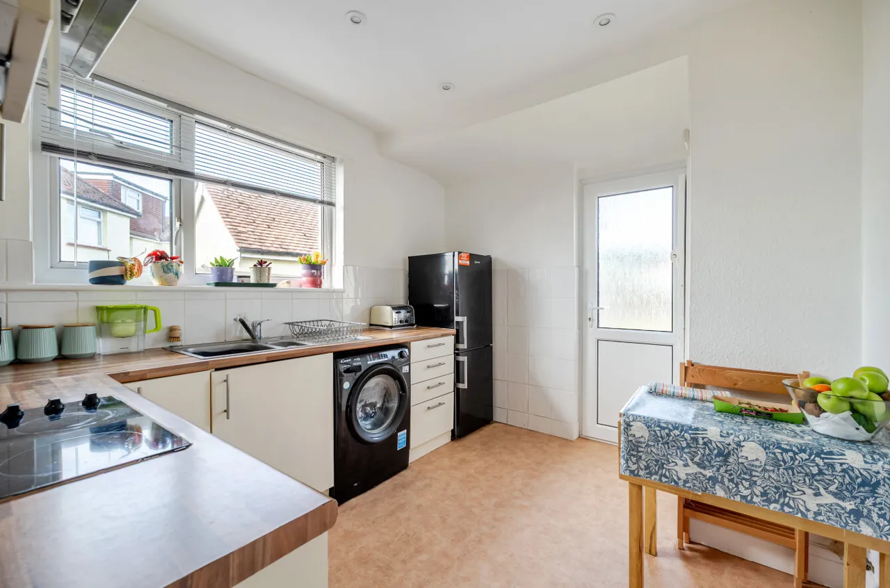 Western Close, Lancing, BN15, photo 6