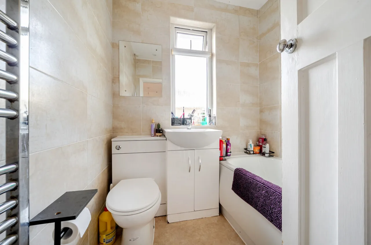 Western Close, Lancing, BN15, photo 12