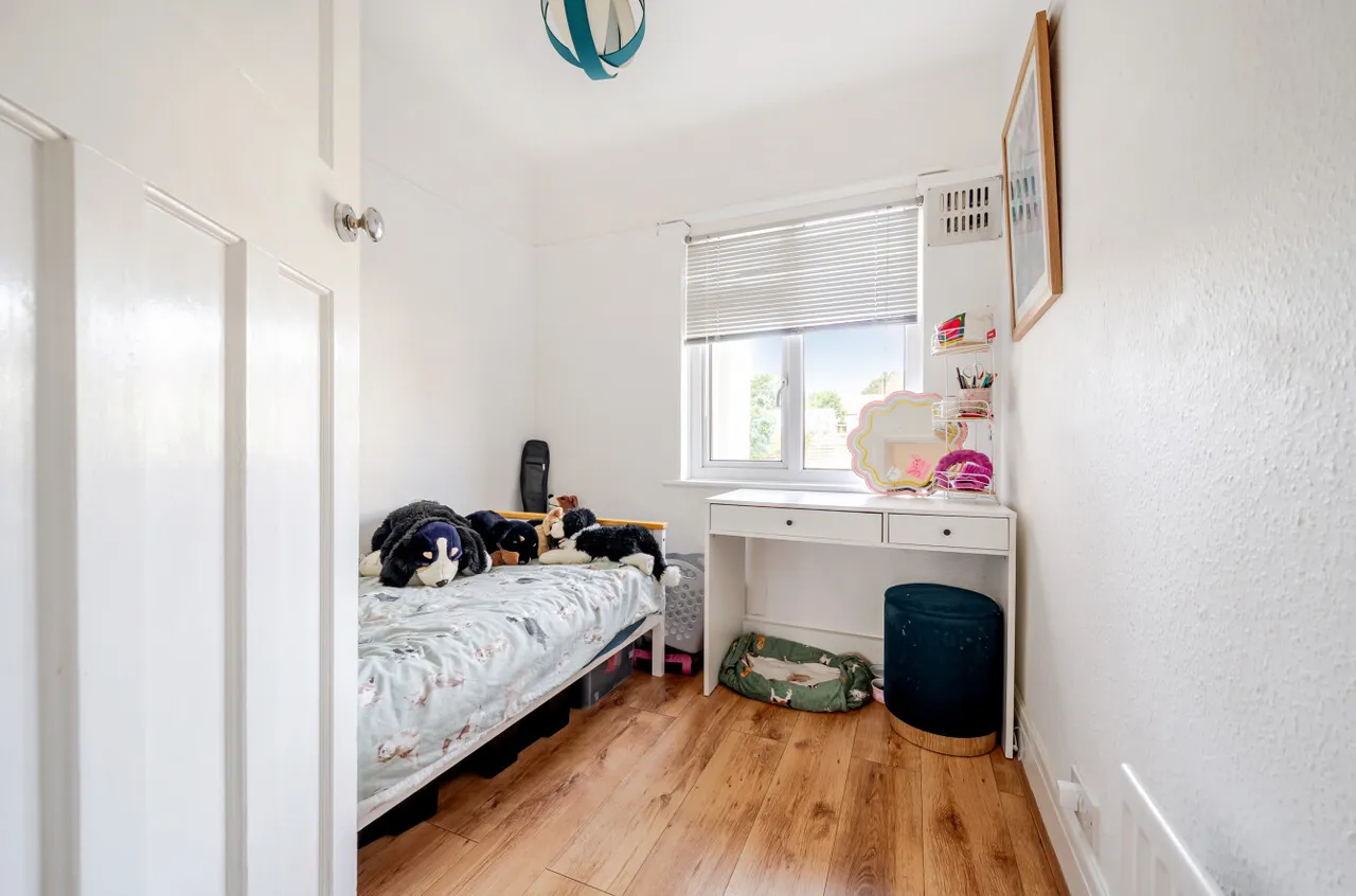 Western Close, Lancing, BN15, photo 13