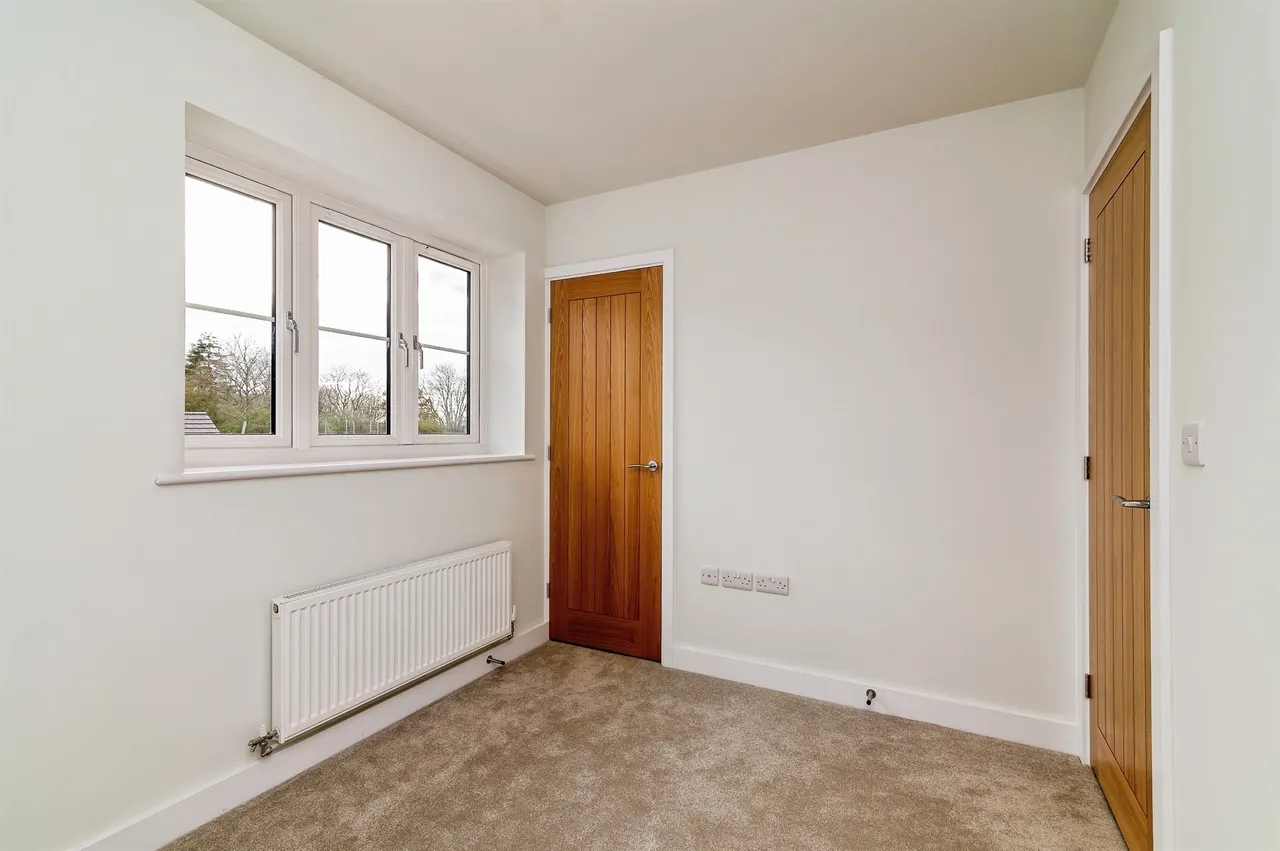 Coventry Lane, Bramcote, Nottingham, photo 12
