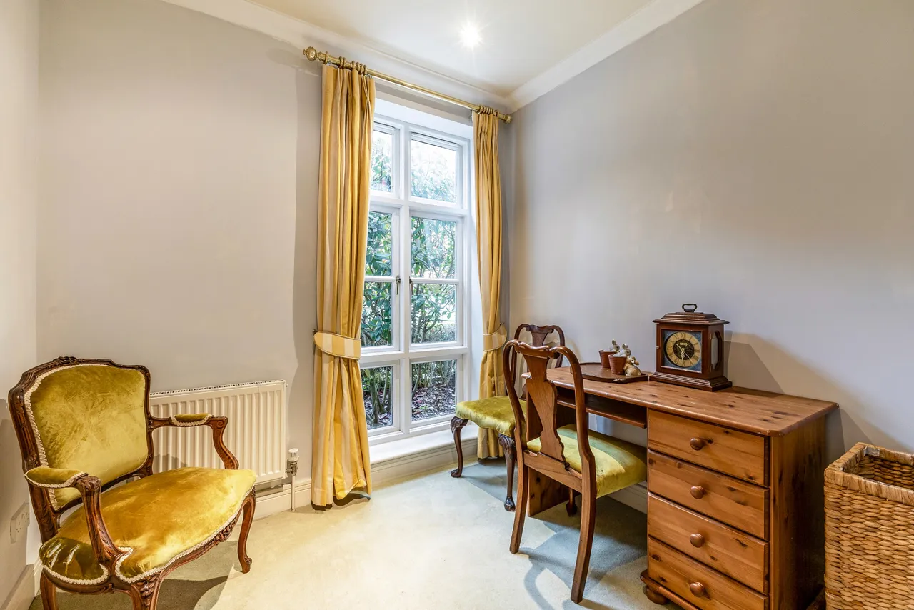 Virginia Water, Surrey, GU25 4ST, photo 9