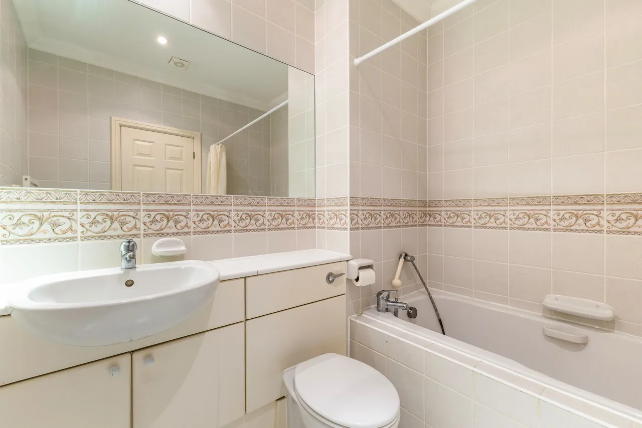 Virginia Water, Surrey, GU25 4ST, photo 16