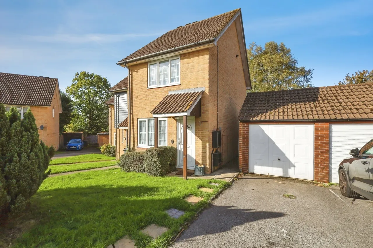 Frenches Farm Drive, Heathfield, TN21, photo 12