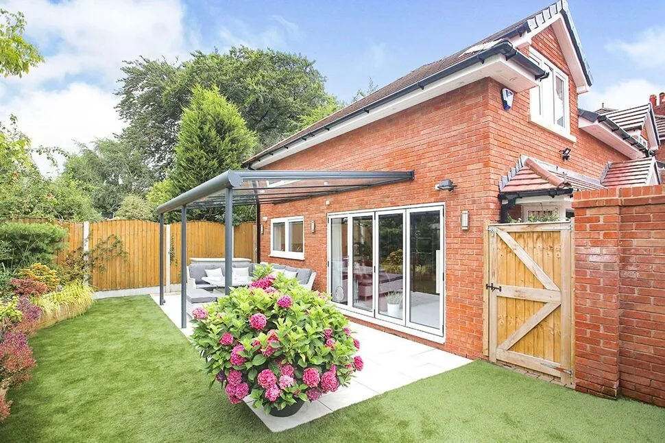 Sandhurst Road, Mile End, Cheshire, SK2, photo 9