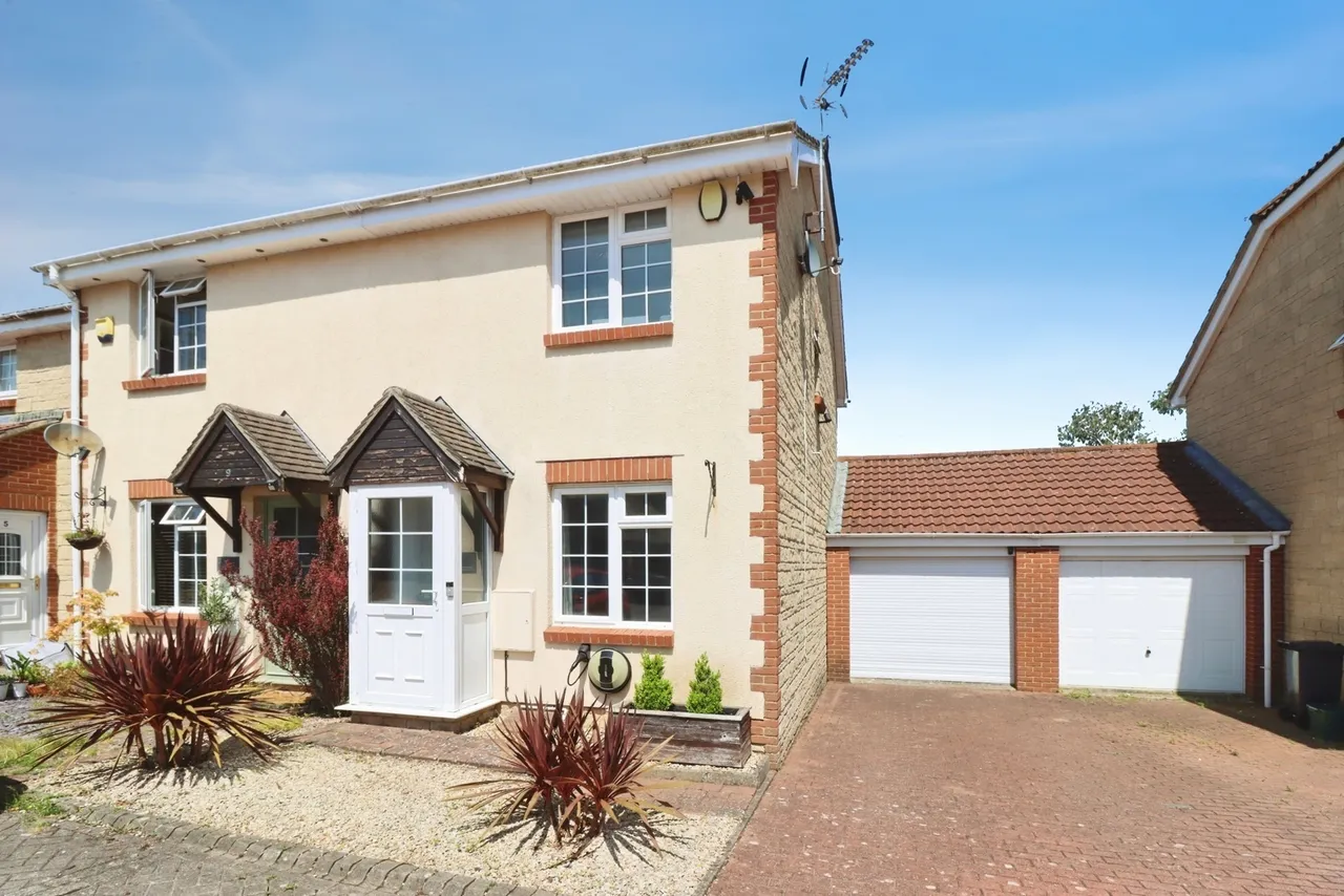2 bed house for sale — Collett Close, Hanham, Bristol, BS15