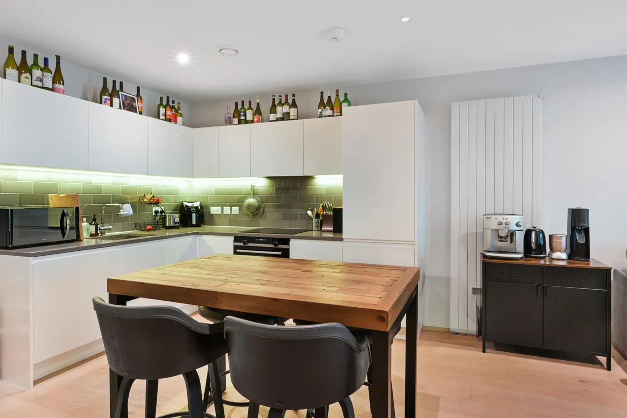 John Cabot House, Royal Wharf, E16, photo 6