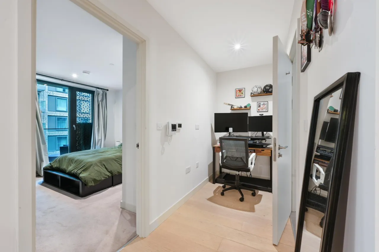 John Cabot House, Royal Wharf, E16, photo 12