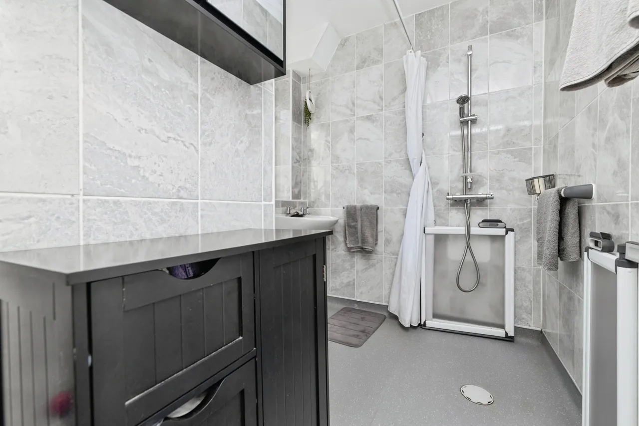 Woodland Crescent, Kelloe, Durham, DH6, photo 9