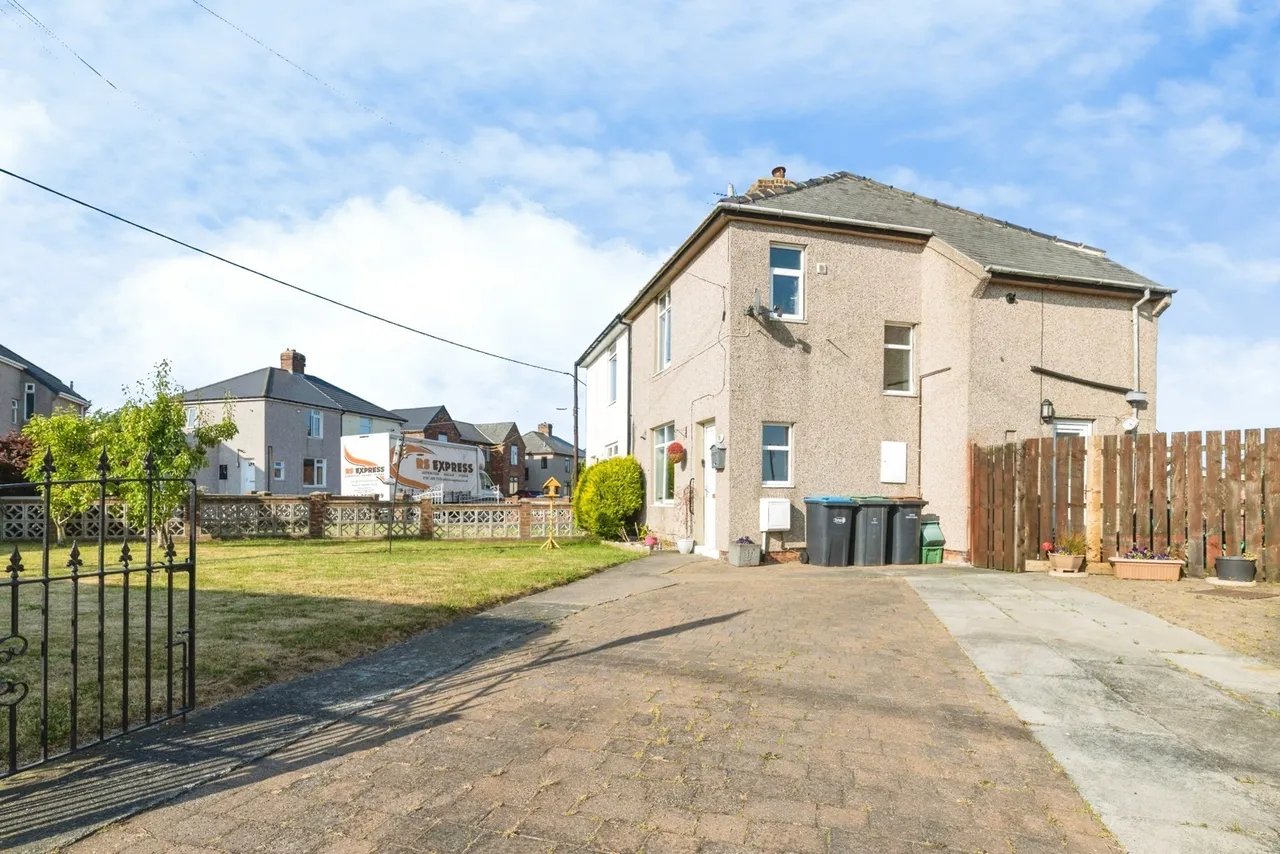 3 bed house for sale — Woodland Crescent, Kelloe, Durham, DH6