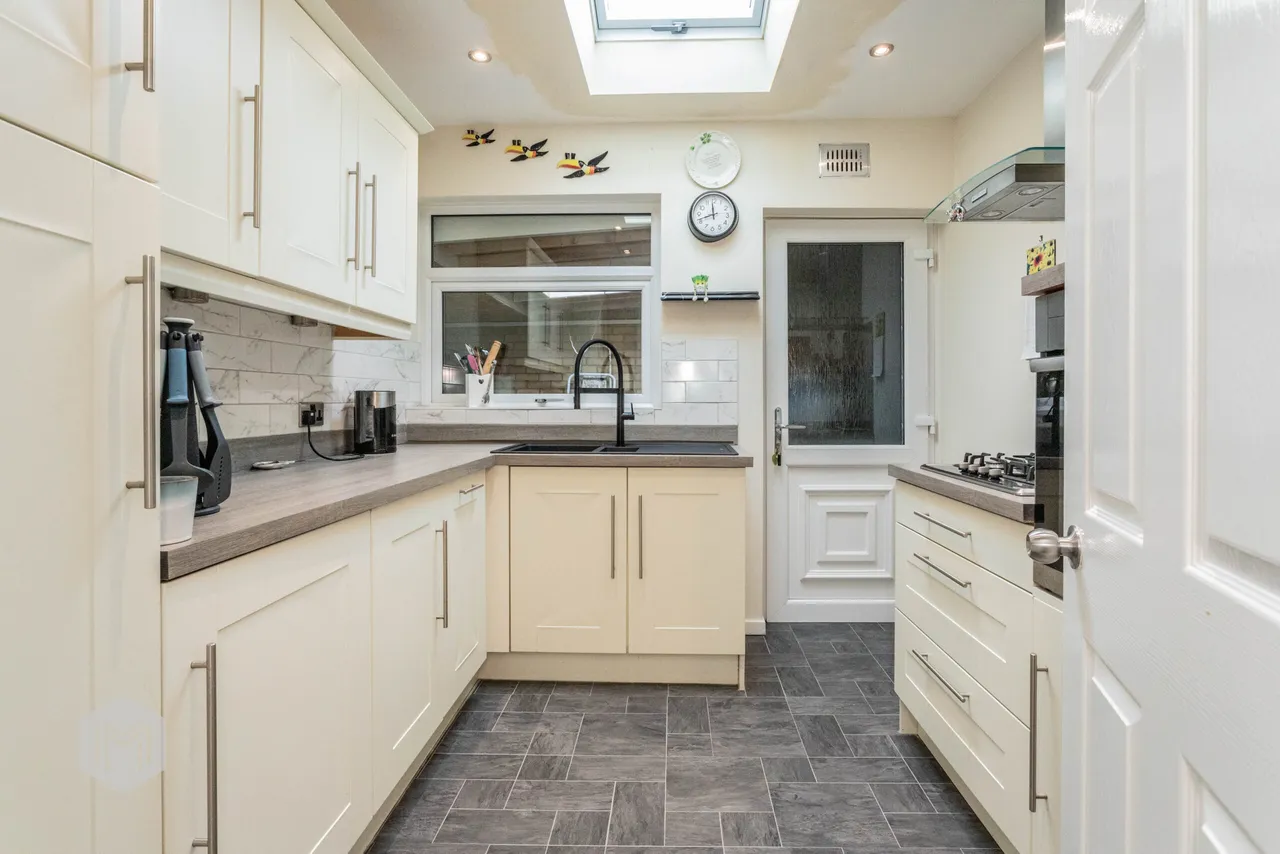 Caldwell Close, Astley, Tyldesley, Manchester, M29 7FN, photo 11