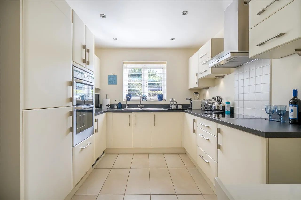 Coppice Close, Chippenham, SN15, photo 4