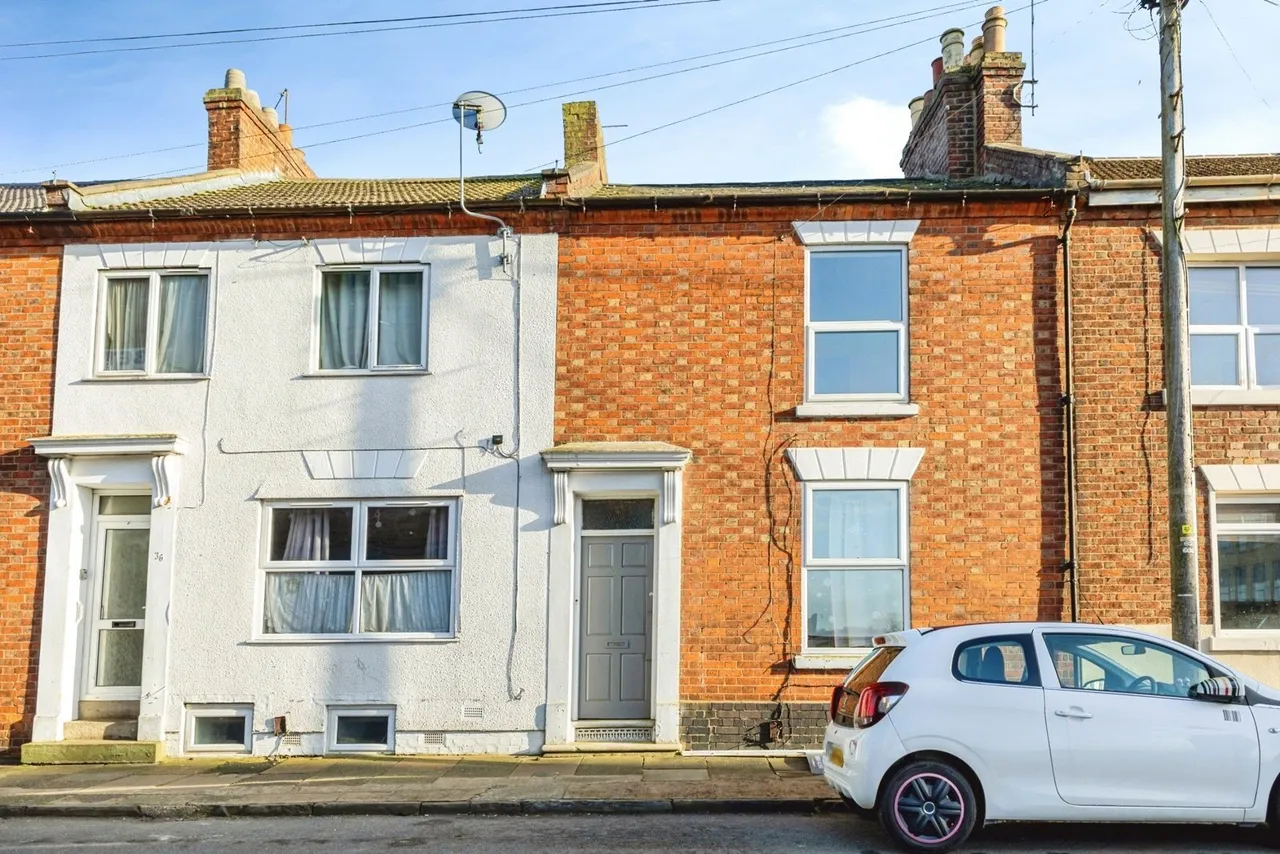3 bed house for sale — Freehold Street, Northampton, Northamptonshire, NN2