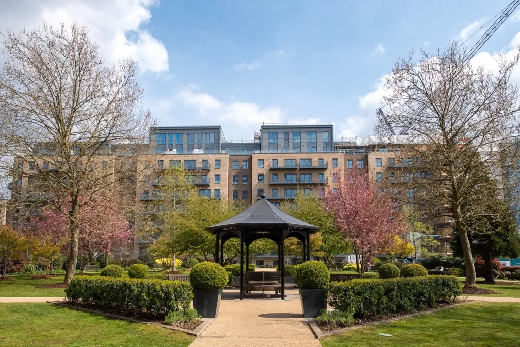 Beaufort Square, Beaufort Park, NW9, photo 16