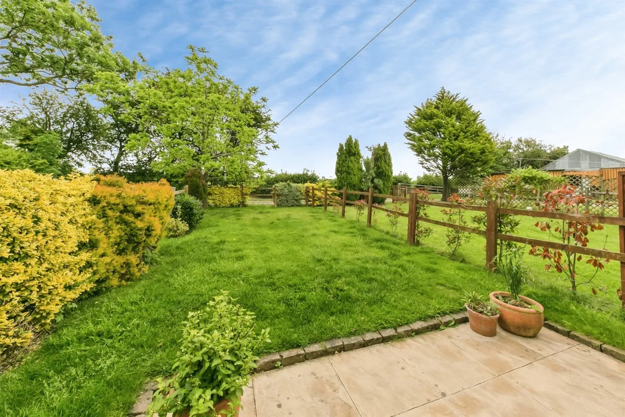 Cherry Lane, Cheadle, Stoke-On-Trent, photo 6