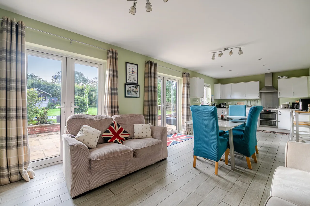 Bourne Way, Burbage, SN8, photo 7