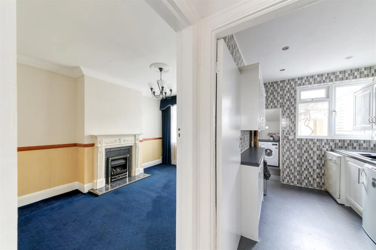St. Dunstans Road, South Norwood, photo 9