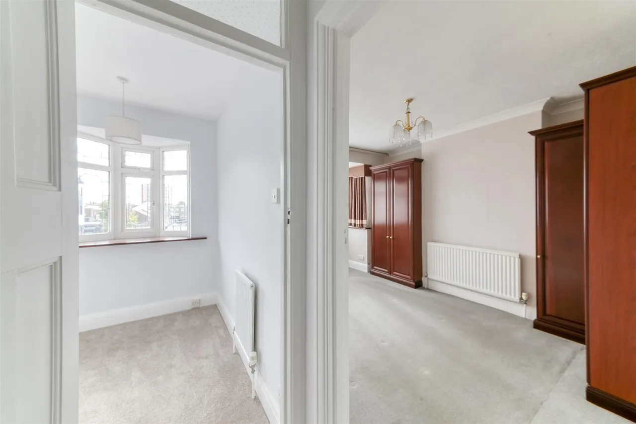 St. Dunstans Road, South Norwood, photo 13