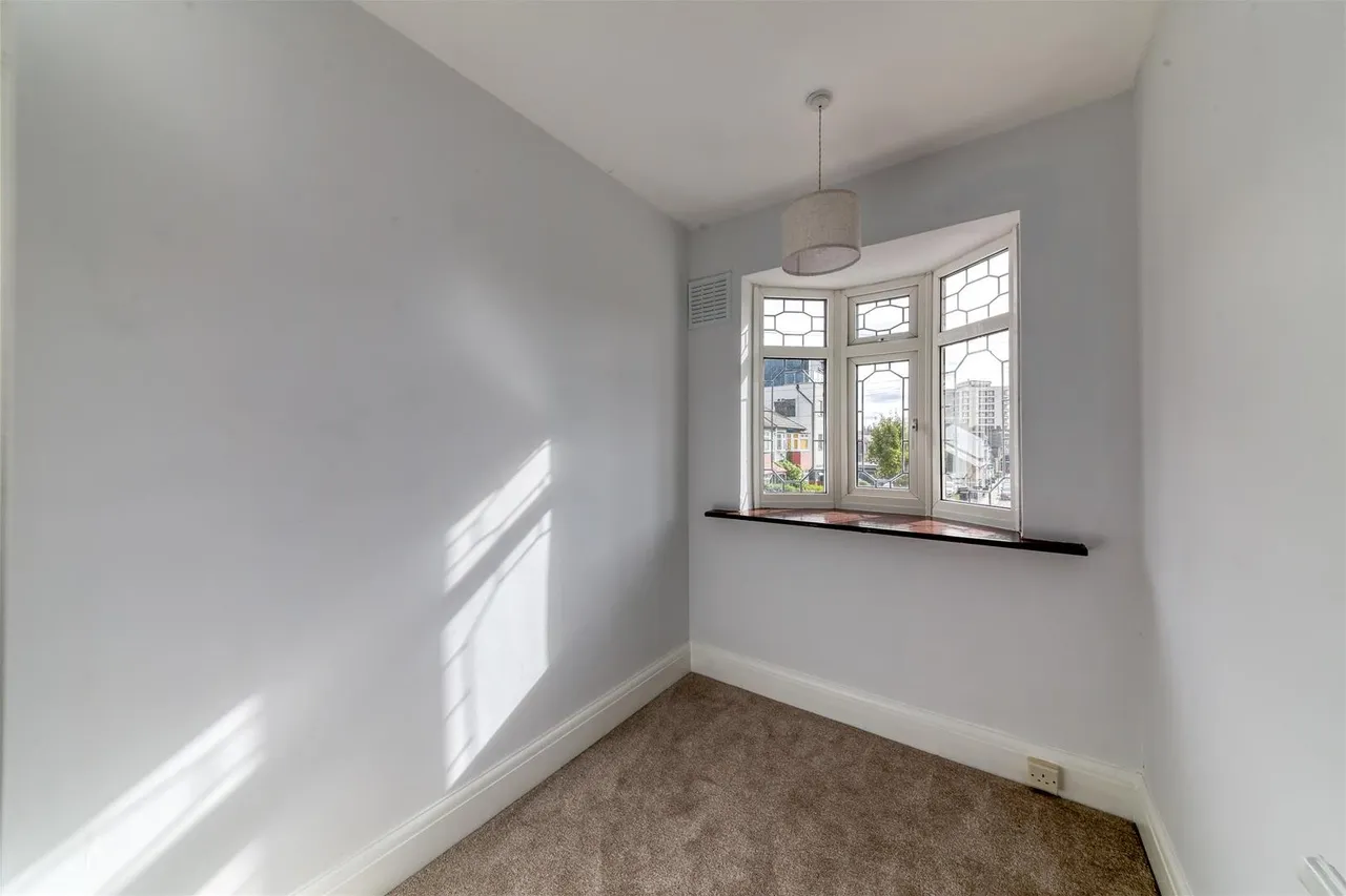 St. Dunstans Road, South Norwood, photo 14