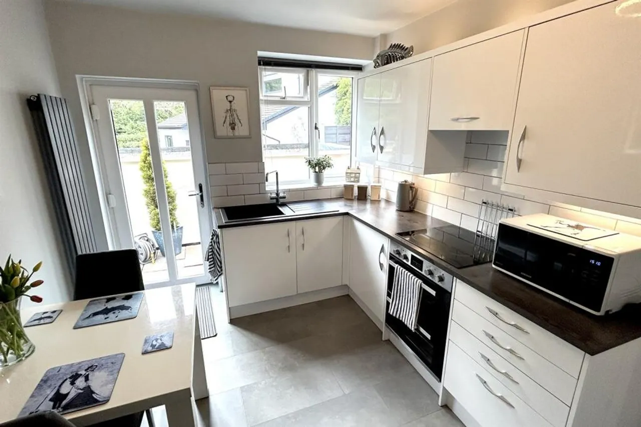 Styal Road, Cheadle, photo 6