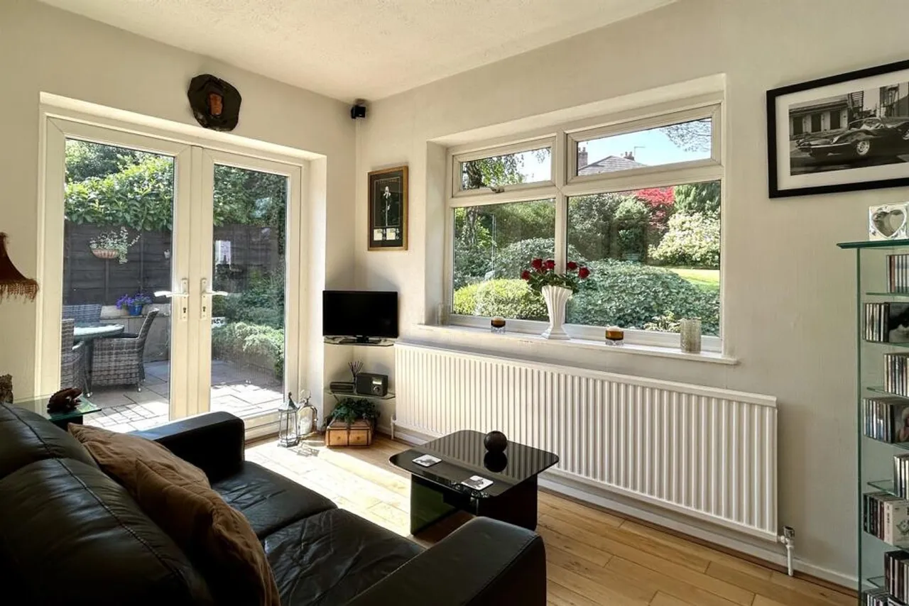 Styal Road, Cheadle, photo 4